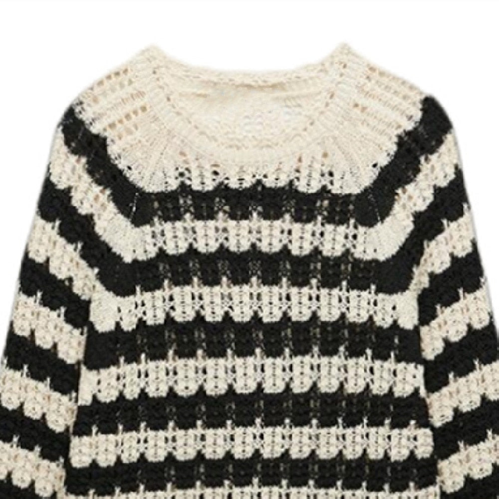 Loose Black and White Striped Knitted Sweater Dress