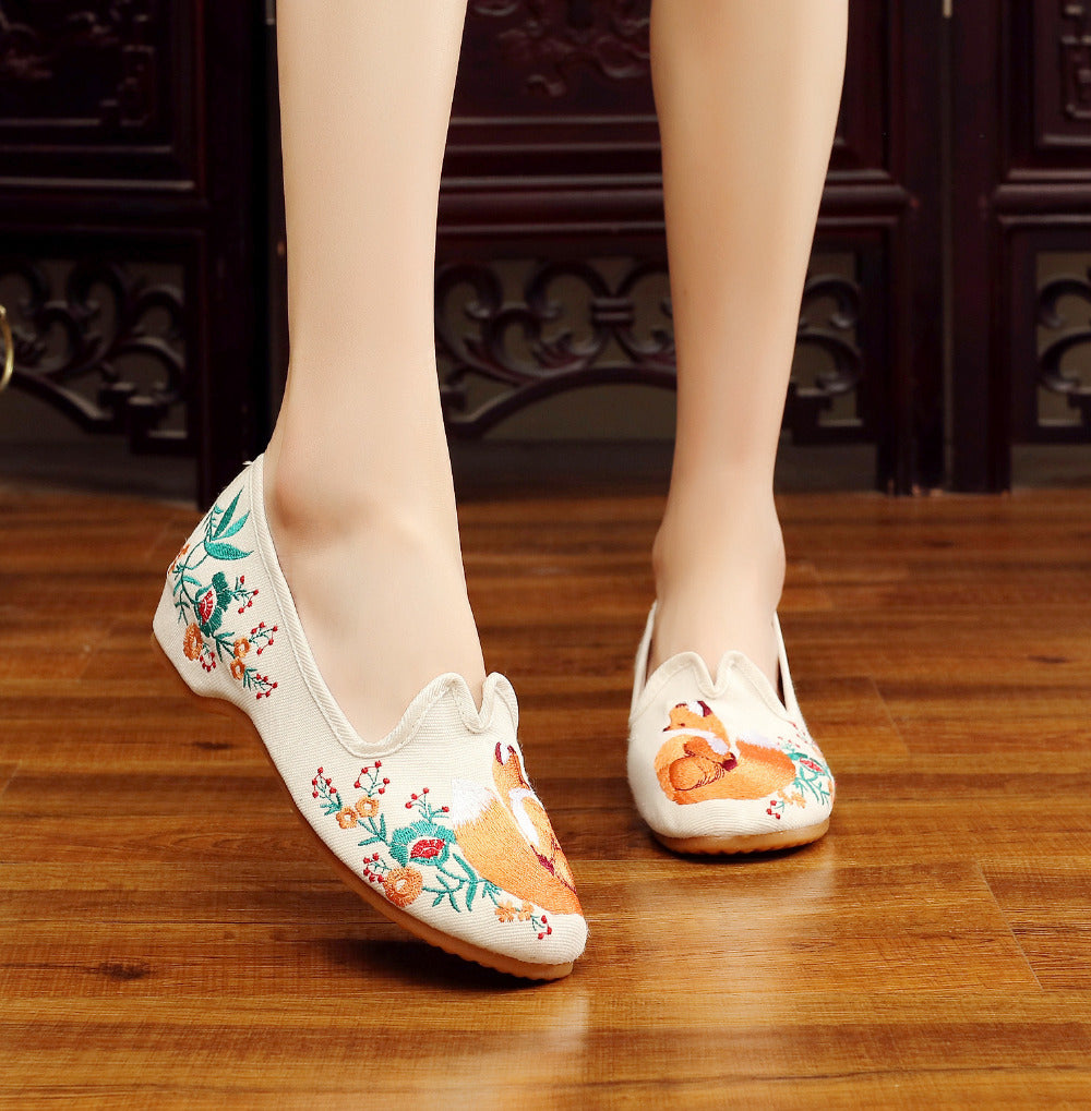 Vintage Embroidered Ballet Flats