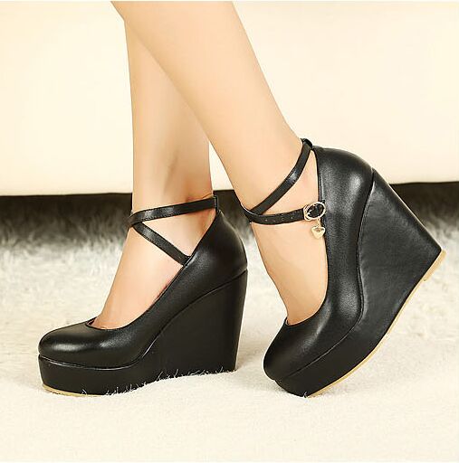 Lori Platform Round Toe Wedges